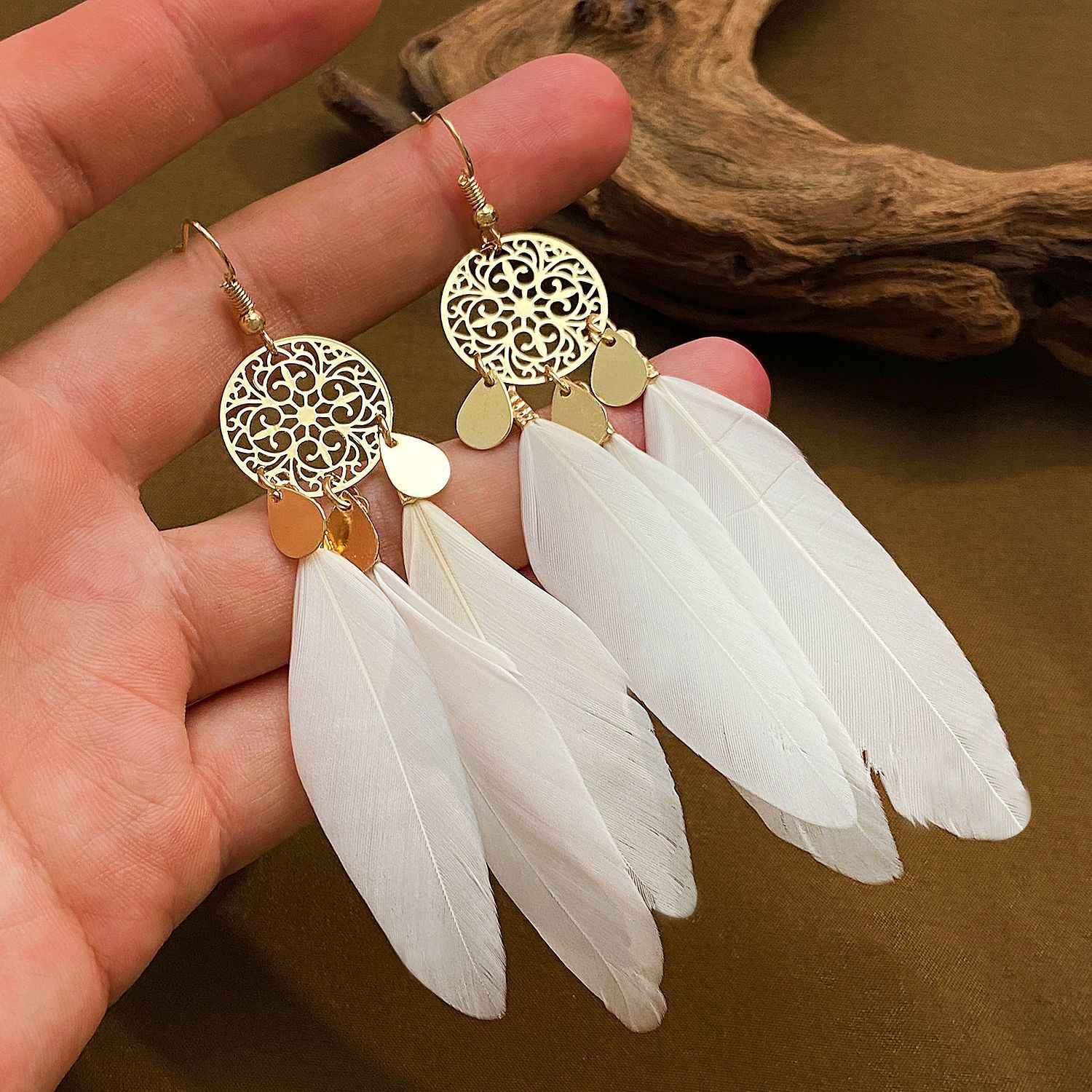 Exotic Bohemian Pink Feather T - Ethnic Fashion Trends 2026 บทวิจารณ์และราคา