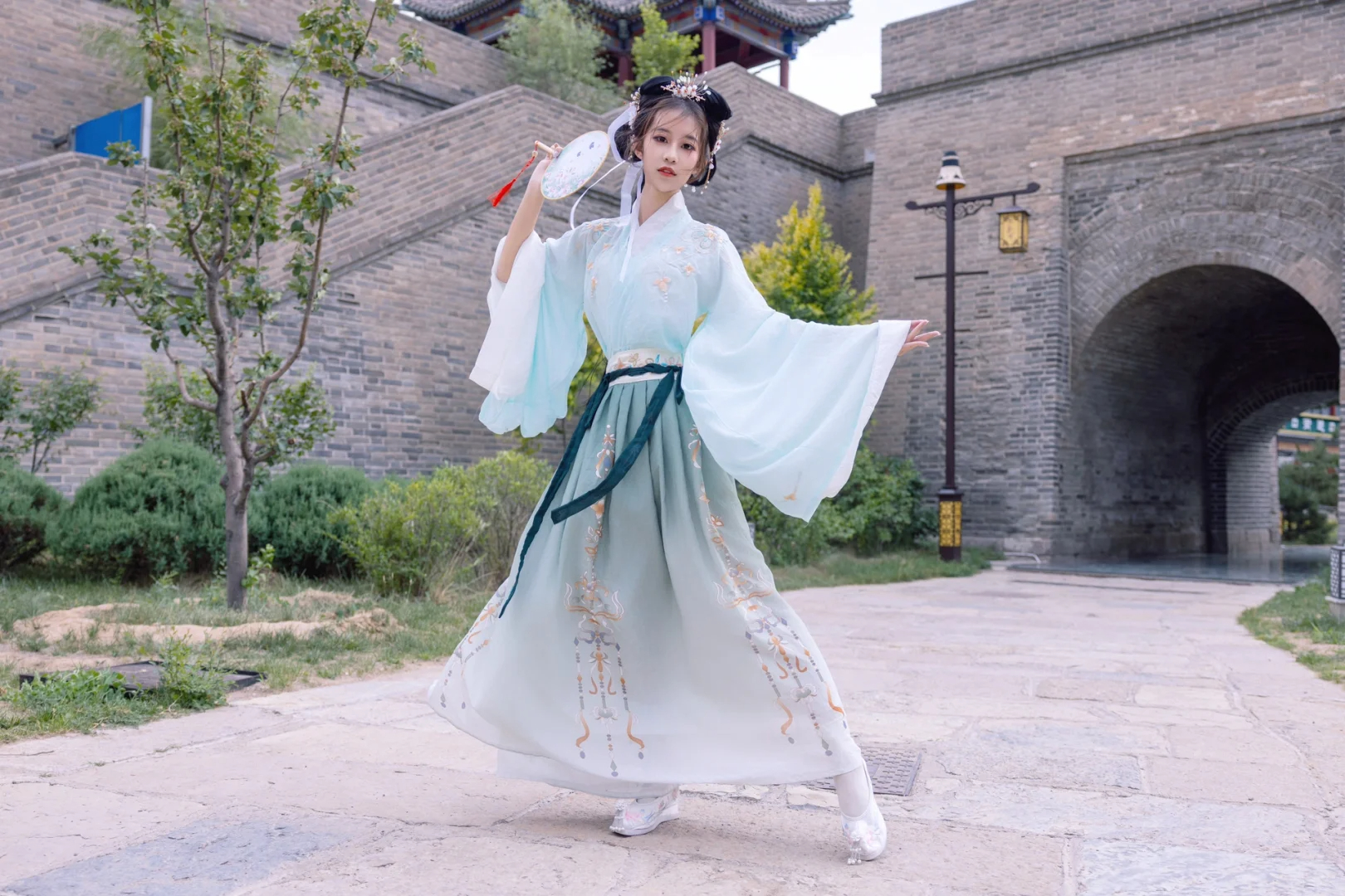 Hanfu Chinese Traditional Dres - Ethnic Dress Fashion Show บทวิจารณ์และราคา