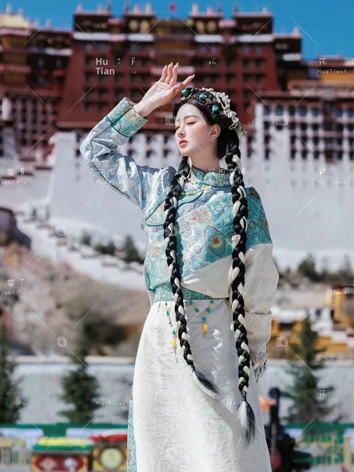 Blue Tibetan Ethnic Noblewoman - Ethnic Clothing & Online Fashion Store Khaadi Us บทวิจารณ์และราคา