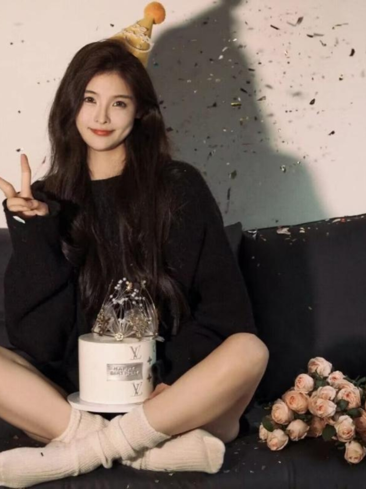 Black Mid-Length Sweater Art P - Ethnic Clothing & Online Fashion Store Khaadi Us บทวิจารณ์และราคา